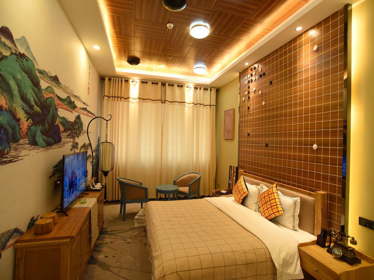 Vegas Cultural Hotel Chengdu Exterior photo